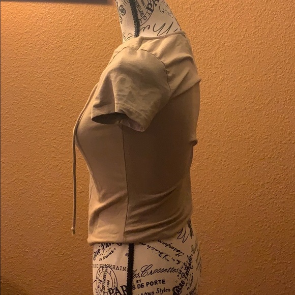 U.O Top - Picture 3 of 3